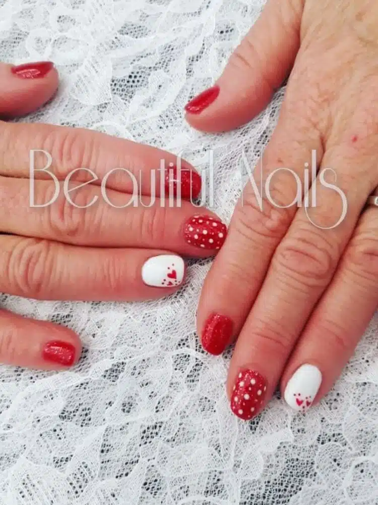 manicure and polish at Beautiful Nails