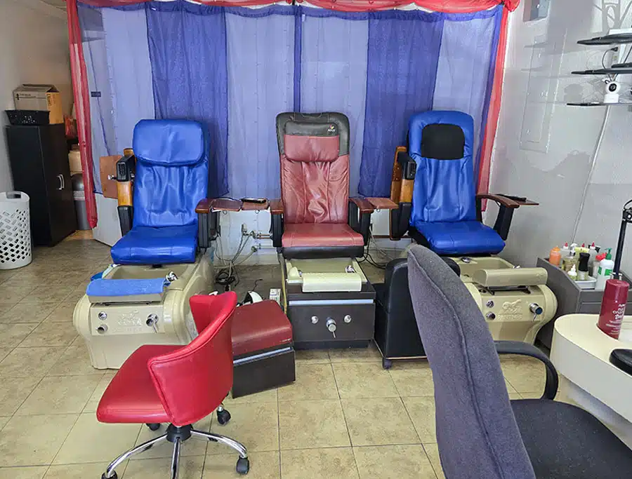 Pedicure foot massage chairs inside Pedicure foot massage chairs inside
